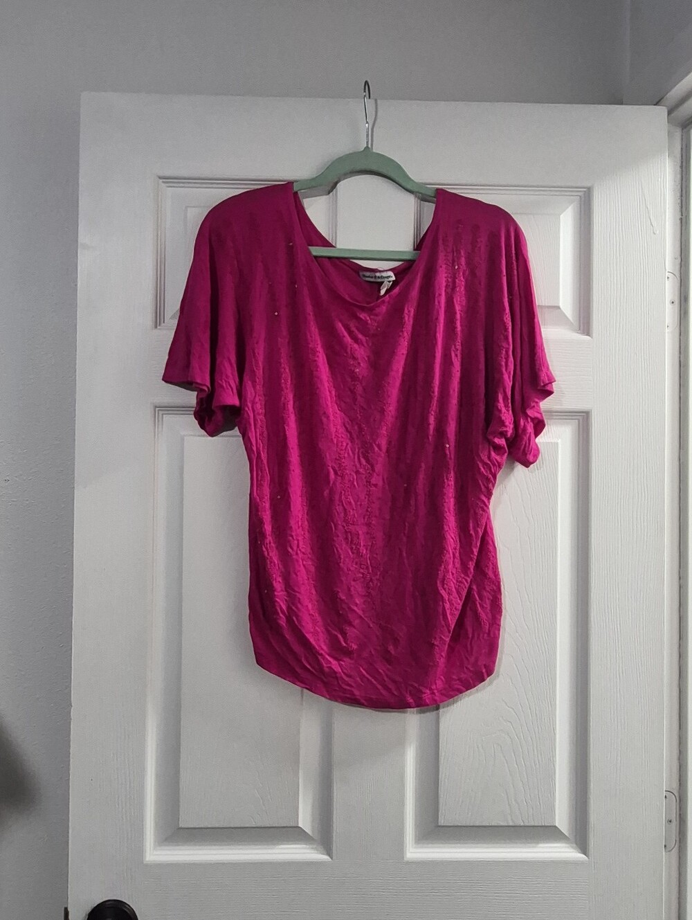 Women's Bright Pink Short Sleeve V-Neck Top